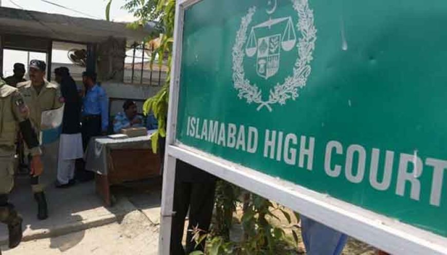 The Islamabad High Court on Monday stopped the trial court from announcing the final verdict in the 190 million pounds case on Imran Khan’s request.