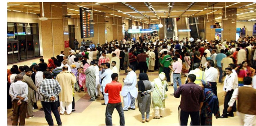 ISLAMABAD: Prime Minister (PM) Shehbaz Sharif directed to increase counters during international flights to shorten passengers’ lengthy wait times, urging concerned officials to improve facilities for travelers, passengers, and overseas Pakistanis at all airports.