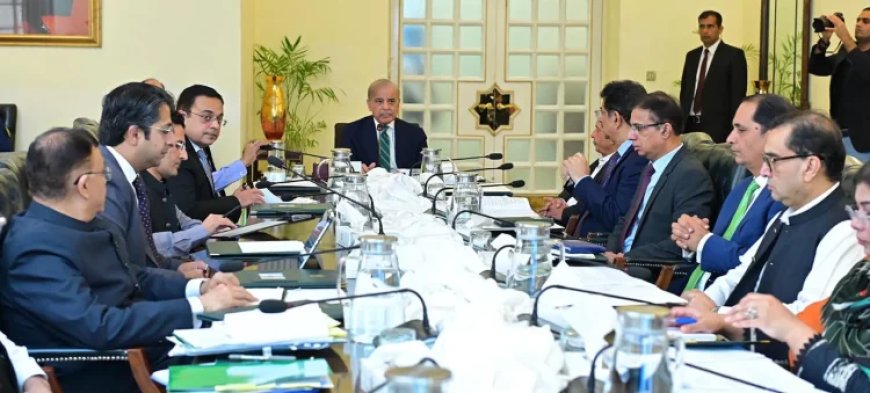 Prime Minister Shehbaz Sharif on Friday chaired a meeting on matters related to the Small and Medium Enterprises Development Authority, emphasizing the crucial role of SMEs in Pakistan’s economy.