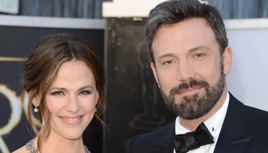 Jennifer Garner is reportedly helping Ben Affleck to navigate through Jennifer Lopez divorce