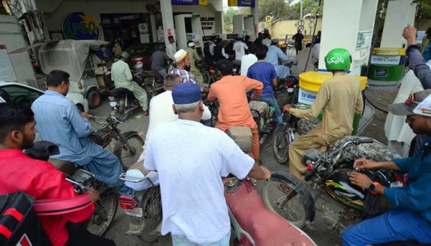 Petrol price may rise by Rs2.58 per litre, claim oil companies' insiders